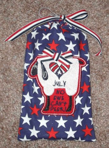 bag_drawstringwithgifttag_062819_2.jpg