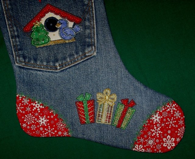 sns_secretchristmasstocking2015_closeup.jpg