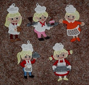 fsl_girlchefs_101213.jpg