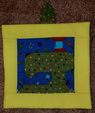 potholders_paperpiecingpotholderfront051612.jpg