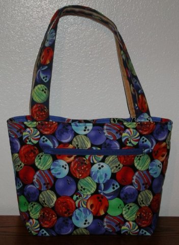 purse_mom_091322_2back.jpg