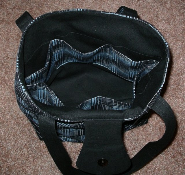 purses_formom_080413_4.jpg