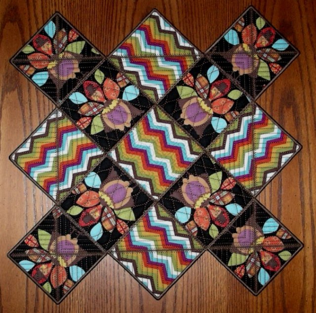 tablerunner_032216_1.jpg